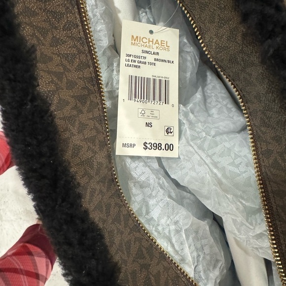 COPY - MICHAEL KORS
SINCLAIR
30F1G5ST7F BROWN/BLK
LG EW GRAB TOTE
LEATHER - Picture 9 of 13